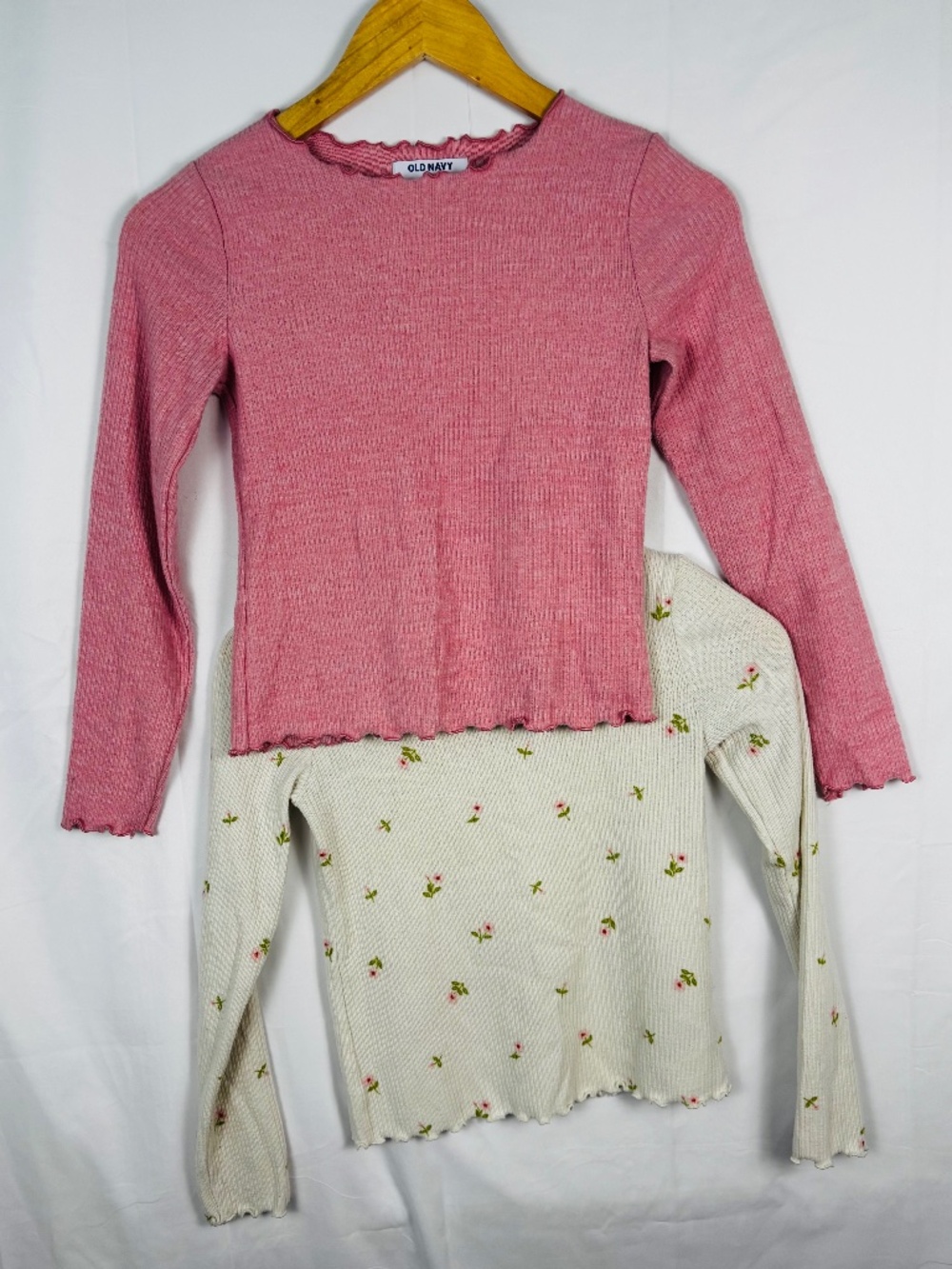 Old Navy Girl's long sleeve tops (2)